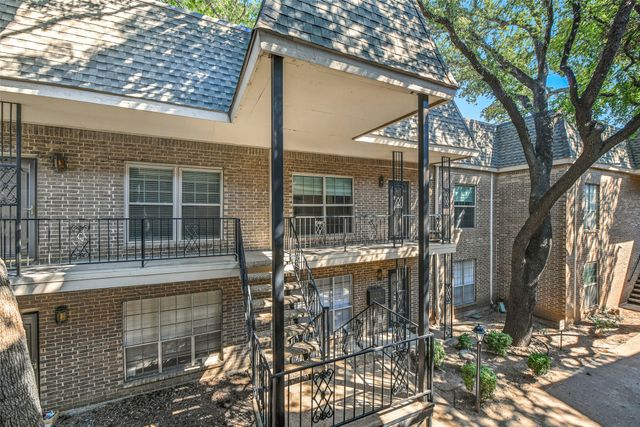 4420 Harlanwood Drive 229, Fort Worth, TX 76109