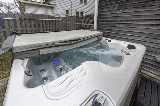 12018 255th AVENUE, Trevor, WI 53179