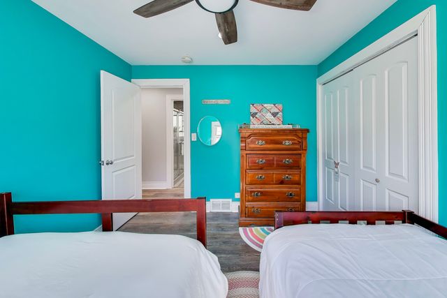 8407 N Olcott Avenue, Niles, IL 60714