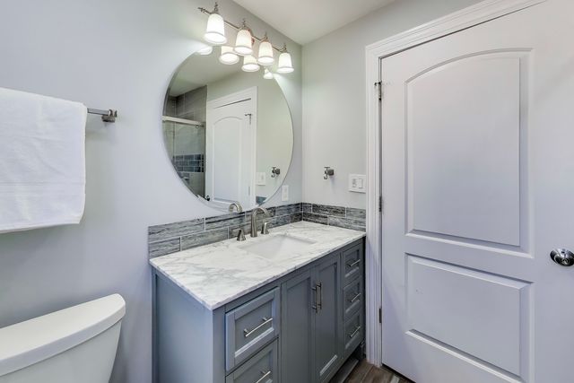 8407 N Olcott Avenue, Niles, IL 60714