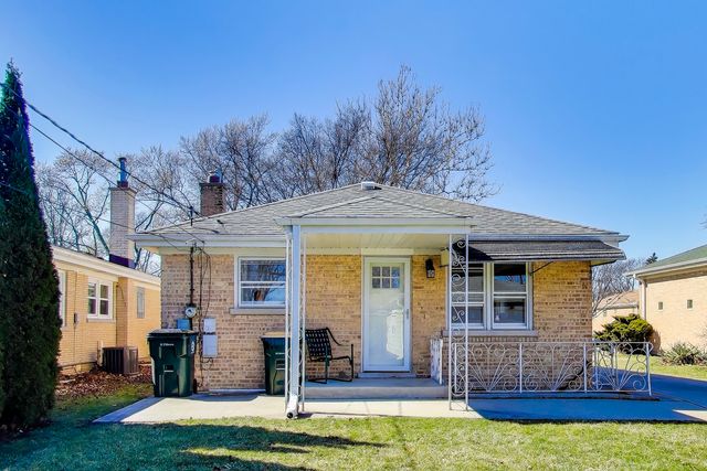 8407 N Olcott Avenue, Niles, IL 60714