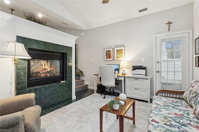 311 Savannah CT, Newport News, VA 23606