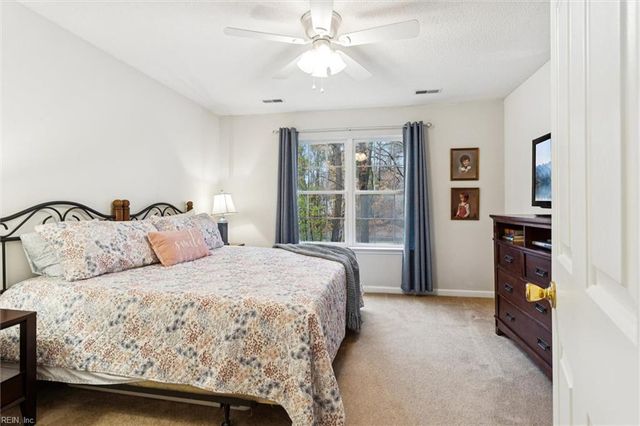 311 Savannah CT, Newport News, VA 23606