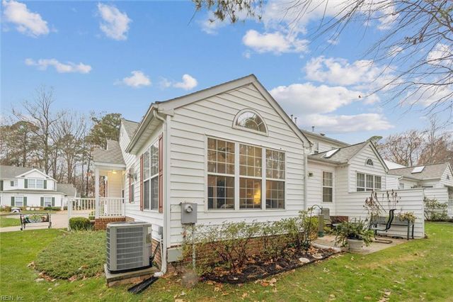 311 Savannah CT, Newport News, VA 23606