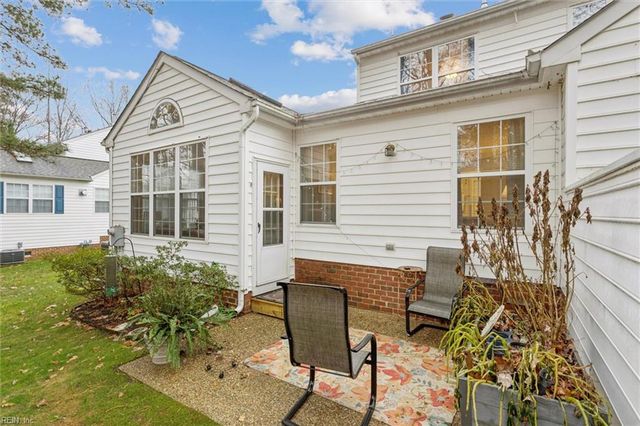 311 Savannah CT, Newport News, VA 23606