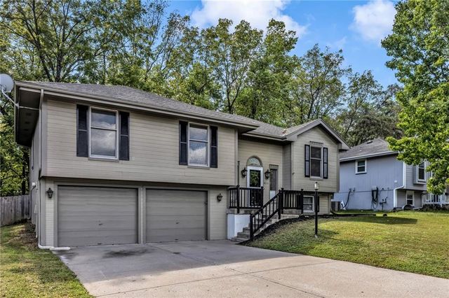 4235 NW 78th Street, Kansas City, MO 64151