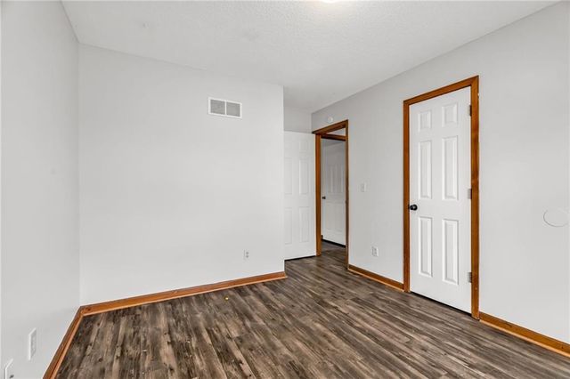 4235 NW 78th Street, Kansas City, MO 64151