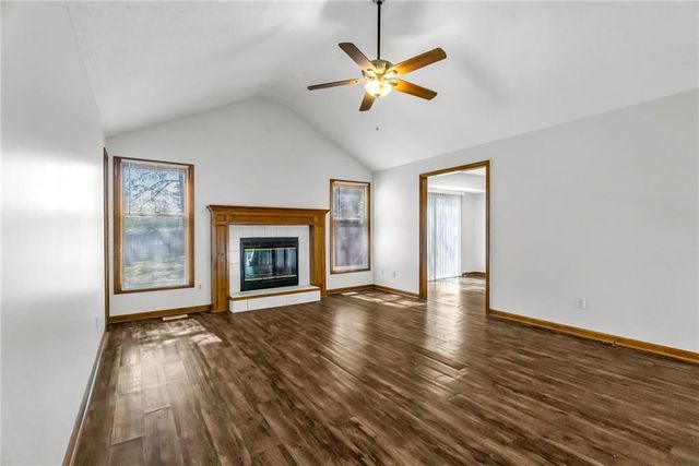 4235 NW 78th Street, Kansas City, MO 64151