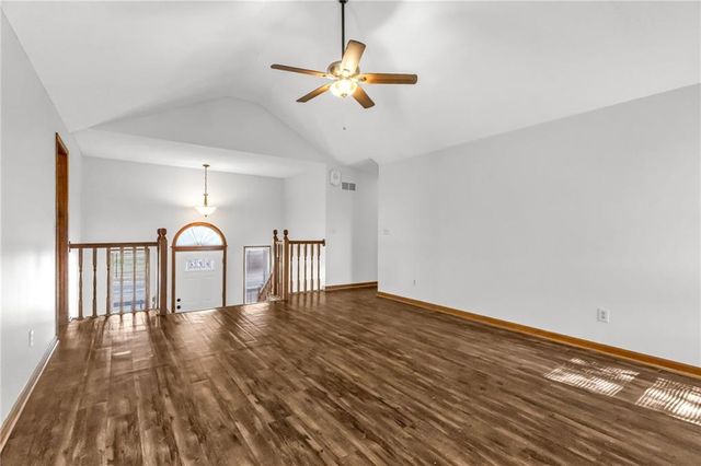 4235 NW 78th Street, Kansas City, MO 64151