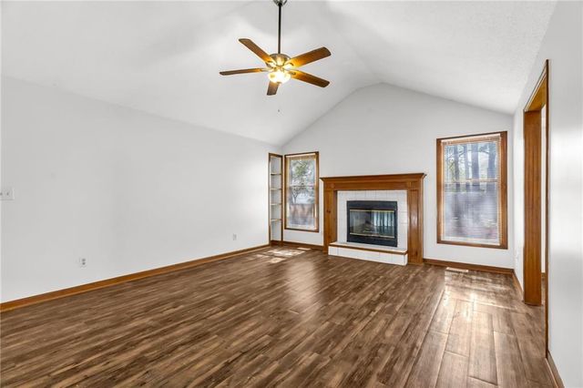 4235 NW 78th Street, Kansas City, MO 64151