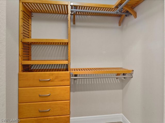 9719 Acqua CT 218, Naples, FL 34113