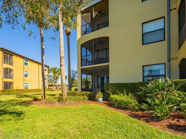 9719 Acqua CT 218, Naples, FL 34113