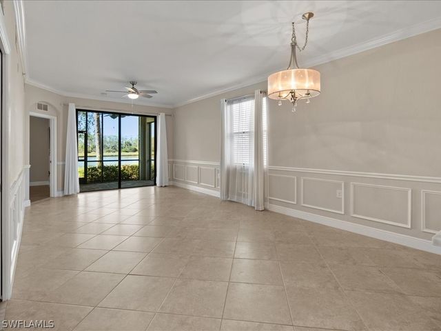 9719 Acqua CT 218, Naples, FL 34113