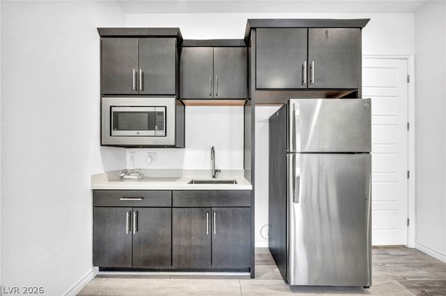 64 Reverie Heights Avenue, Henderson, NV 89011