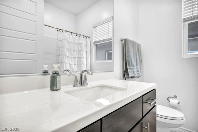 64 Reverie Heights Avenue, Henderson, NV 89011