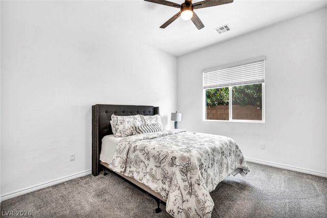 64 Reverie Heights Avenue, Henderson, NV 89011