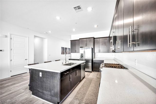 64 Reverie Heights Avenue, Henderson, NV 89011