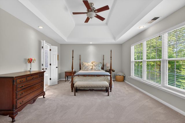 2252 Sunningdale Drive, Lexington, KY 40509