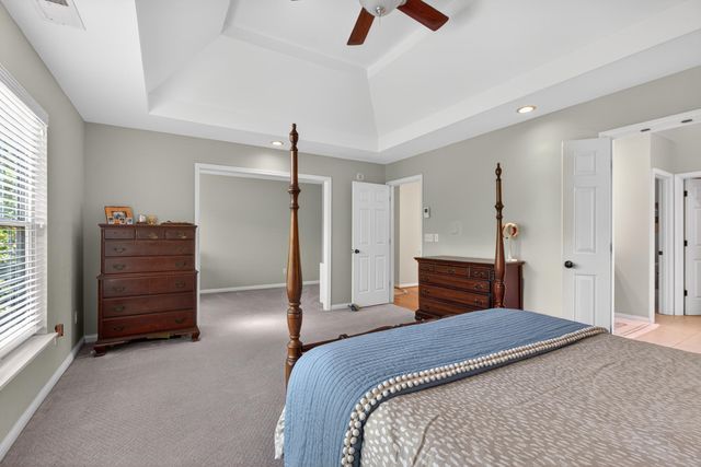 2252 Sunningdale Drive, Lexington, KY 40509