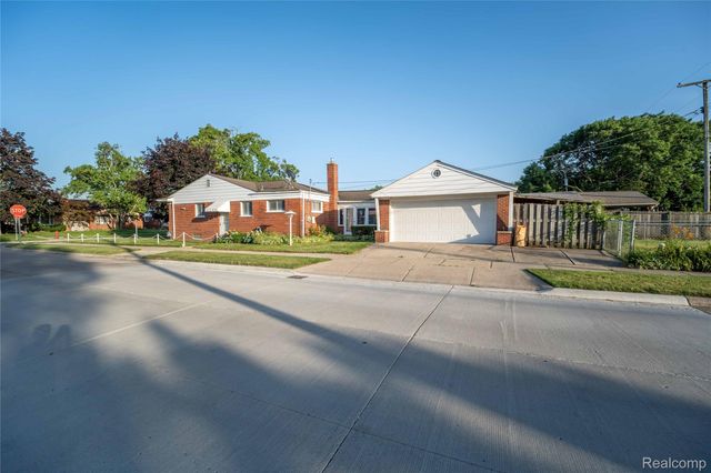 4402 Vassar Street, Dearborn Heights, MI 48125