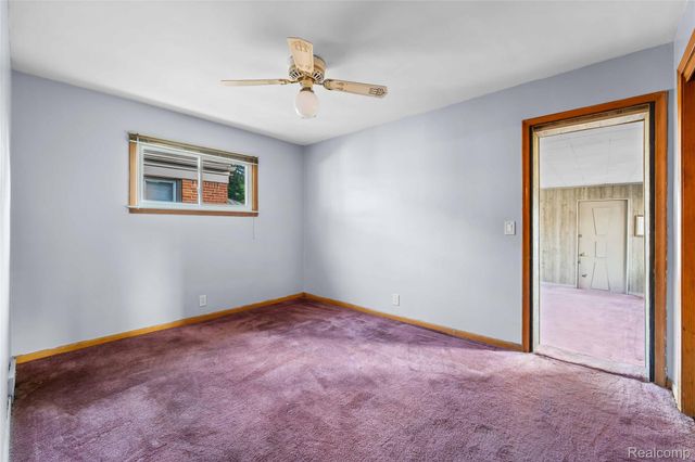 4402 Vassar Street, Dearborn Heights, MI 48125