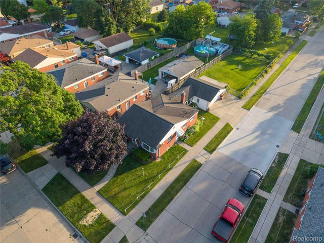 4402 Vassar Street, Dearborn Heights, MI 48125
