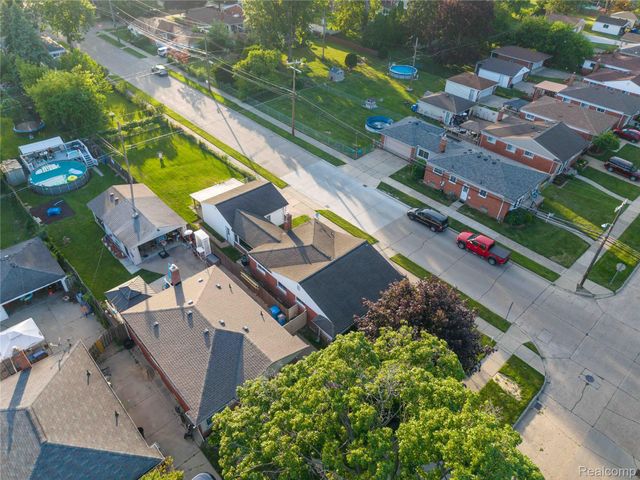 4402 Vassar Street, Dearborn Heights, MI 48125