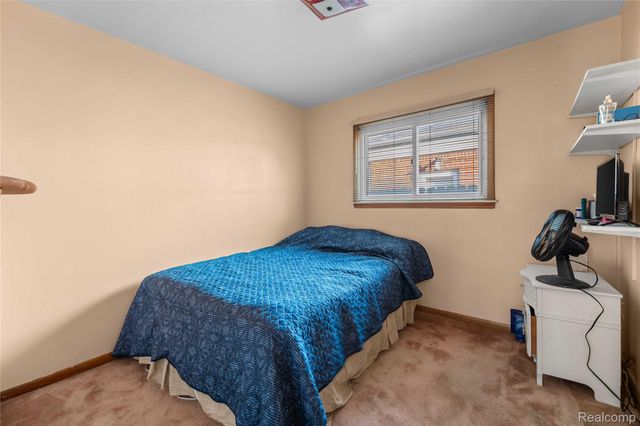 4402 Vassar Street, Dearborn Heights, MI 48125