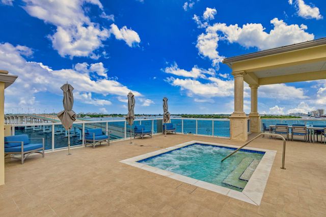 2640 Lake Shore Drive 1716, Riviera Beach, FL 33404