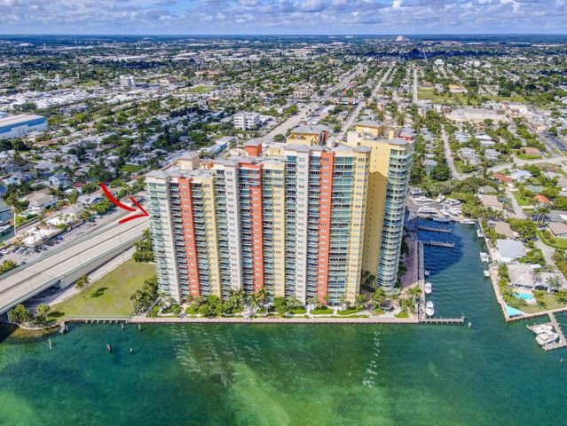 2640 Lake Shore Drive 1716, Riviera Beach, FL 33404