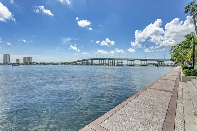 2640 Lake Shore Drive 1716, Riviera Beach, FL 33404
