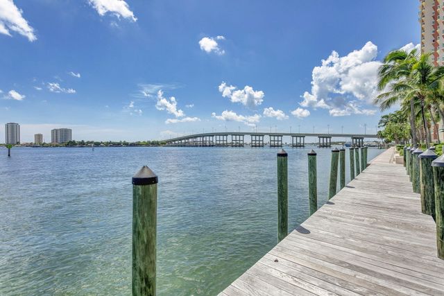 2640 Lake Shore Drive 1716, Riviera Beach, FL 33404