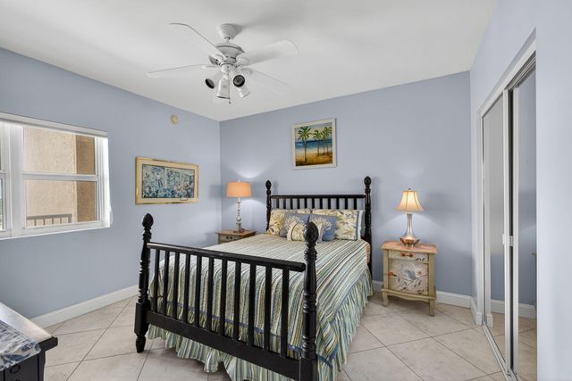2640 Lake Shore Drive 1716, Riviera Beach, FL 33404
