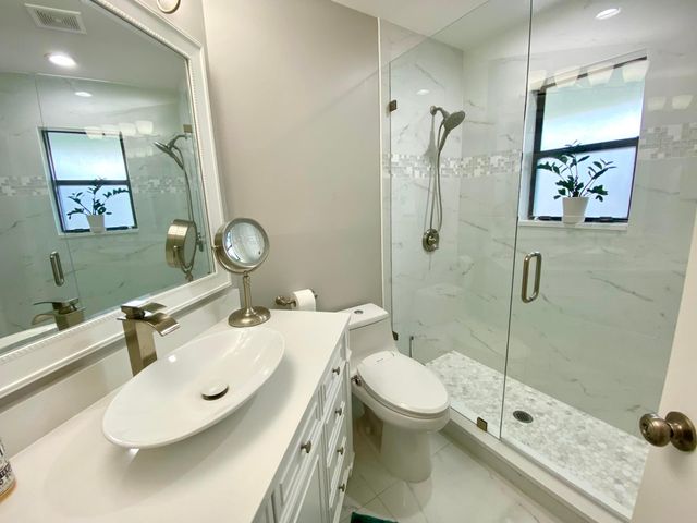 1127 E Seminole Avenue 13d, Jupiter, FL 33477