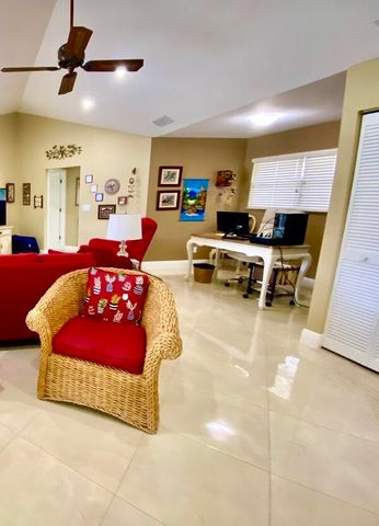1127 E Seminole Avenue 13d, Jupiter, FL 33477