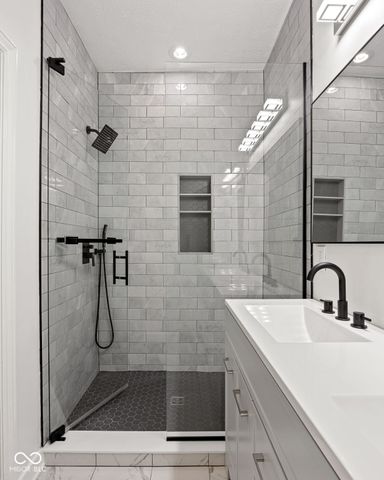 1633 N New Jersey Street, Indianapolis, IN 46202