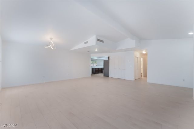 7424 Fort Wilkins Drive, Las Vegas, NV 89129