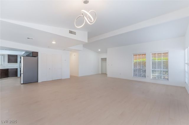 7424 Fort Wilkins Drive, Las Vegas, NV 89129