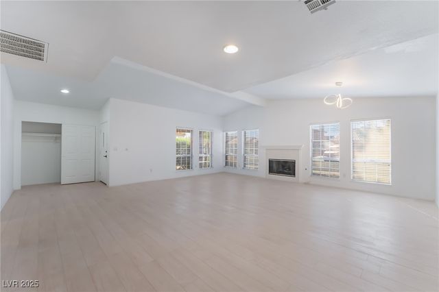 7424 Fort Wilkins Drive, Las Vegas, NV 89129