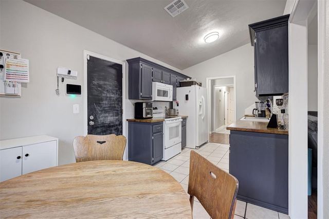 12117 Moon Beam Drive, Oklahoma City, OK 73162