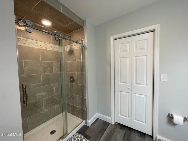 246 Lisha Kill Road, Schenectady, NY 12309