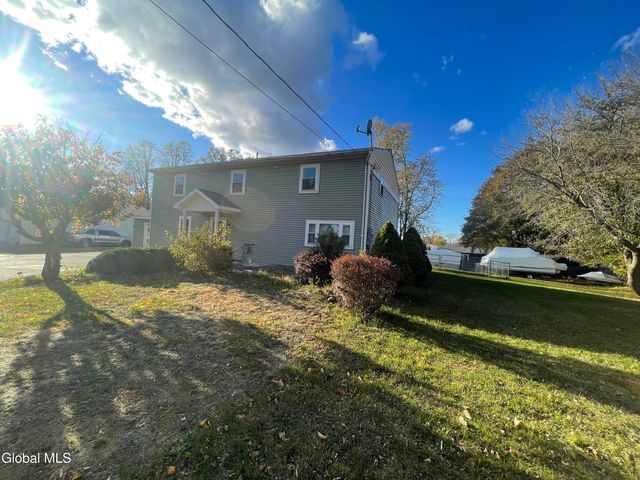 246 Lisha Kill Road, Schenectady, NY 12309