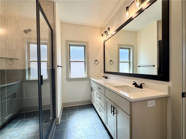 2900 SW Little Elm Loop, Bentonville, AR 72713