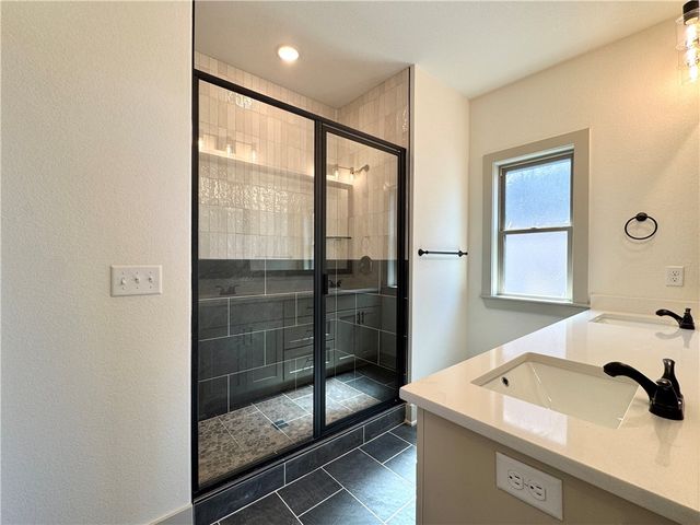 2900 SW Little Elm Loop, Bentonville, AR 72713