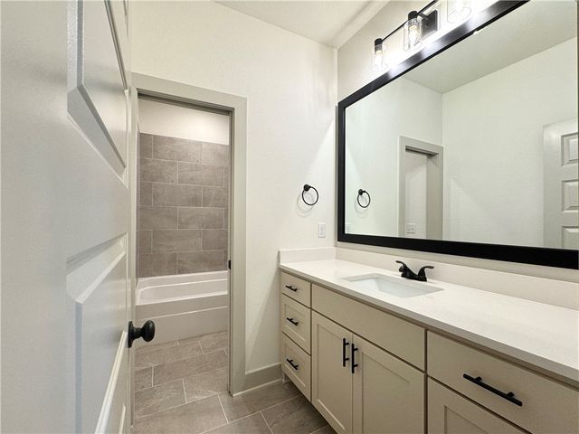 2900 SW Little Elm Loop, Bentonville, AR 72713