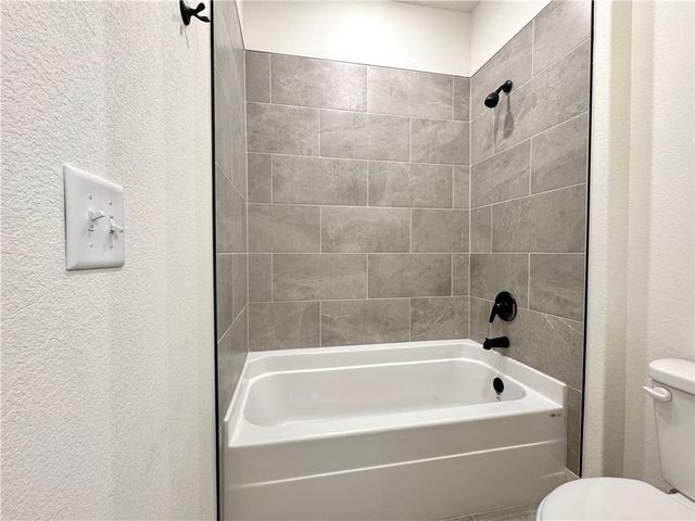 2900 SW Little Elm Loop, Bentonville, AR 72713