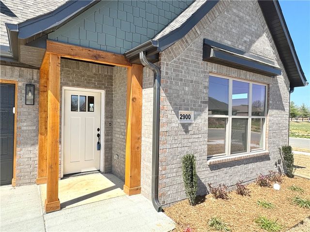 2900 SW Little Elm Loop, Bentonville, AR 72713