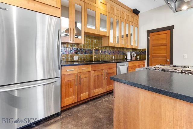 301 N Black Avenue, Bozeman, MT 59715