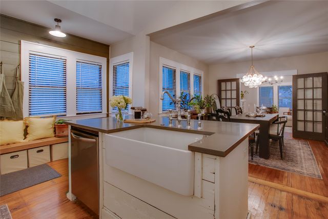 1414 Kings Highway, Dallas, TX 75208