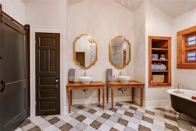 1414 Kings Highway, Dallas, TX 75208